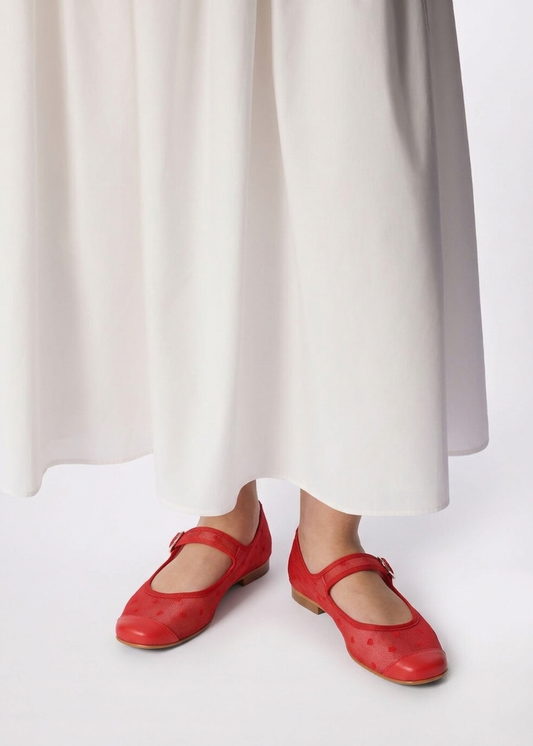 Balerina Elena — Carmín