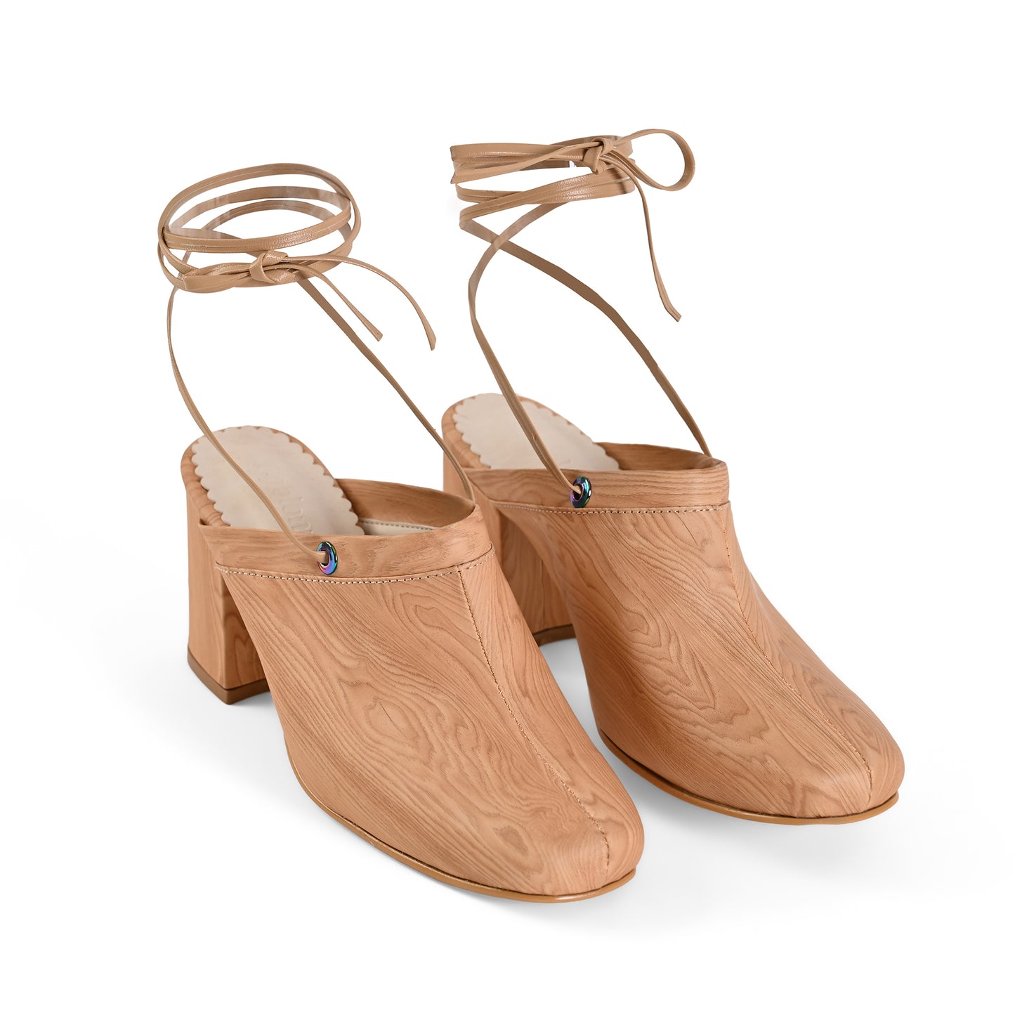 Mules Magnolia — Cedro